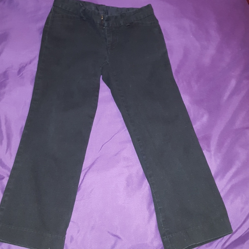 Capri pants